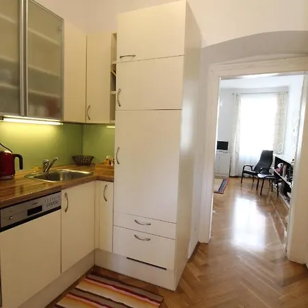 Apartment Villa Penzing Vienna Exterior photo